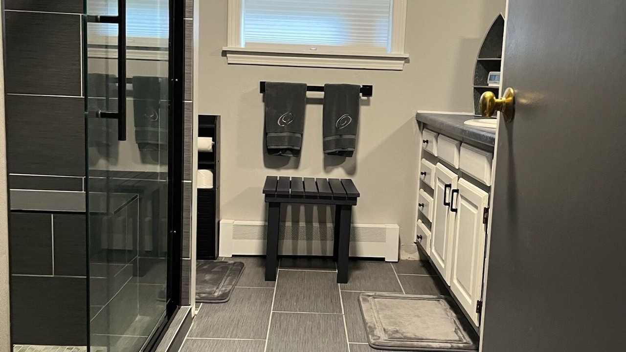 Photo of Bathroom in Pittsburg