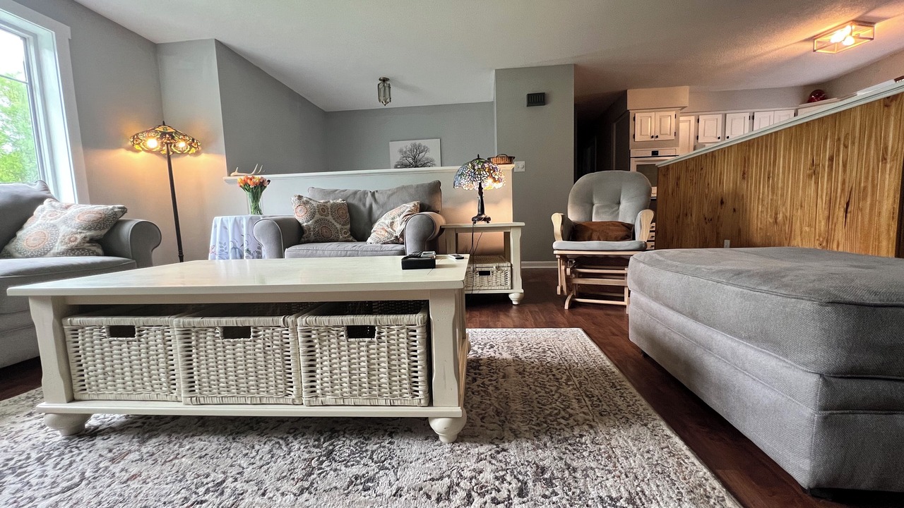 Photo of Livingroom in Pittsburg