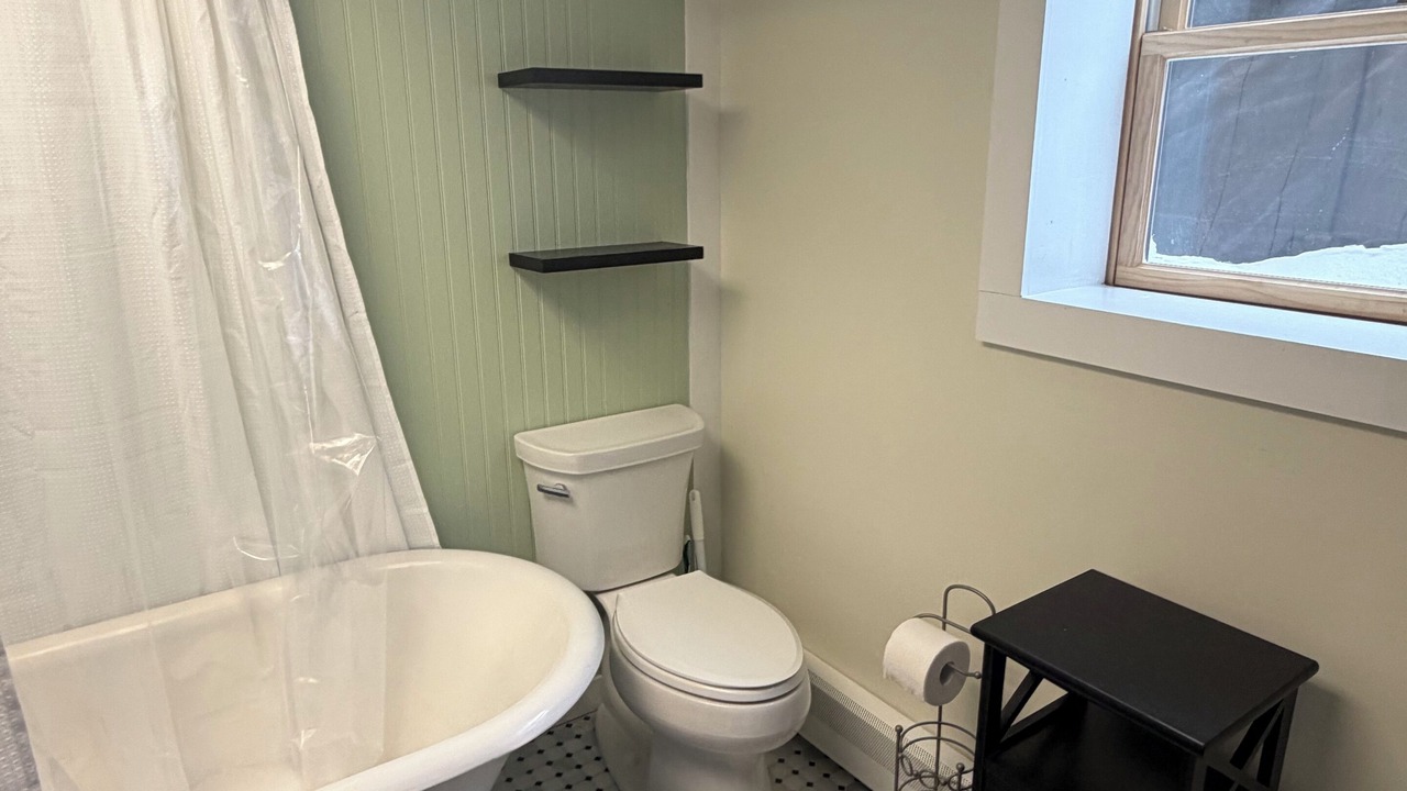 Photo of Bathroom in Pittsburg