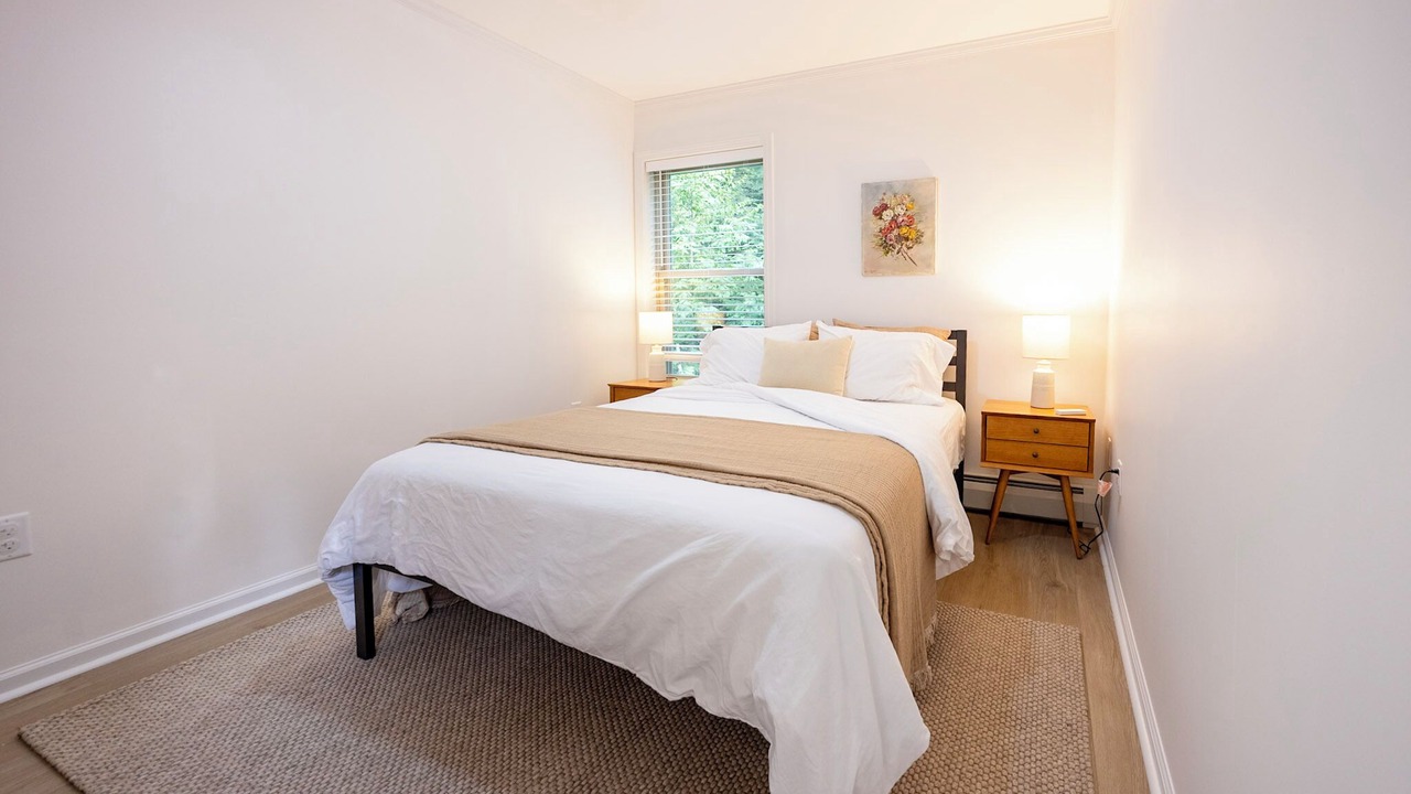 Photo of Bedroom in Weston