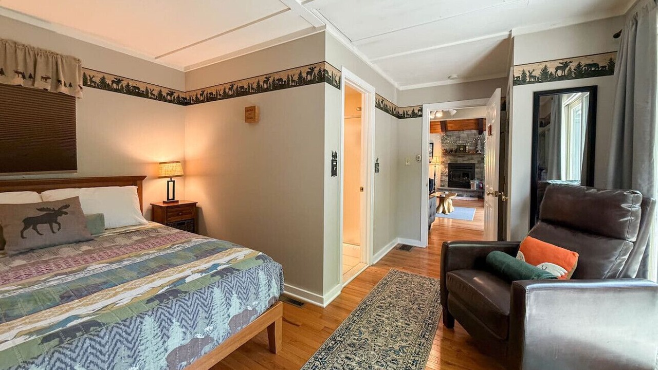 Photo of Bedroom in Birchview by the Saco