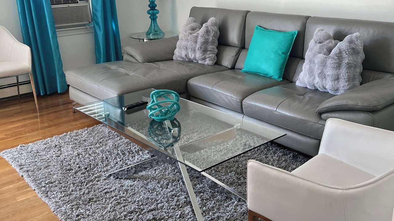 Photo of Livingroom in Hyannis