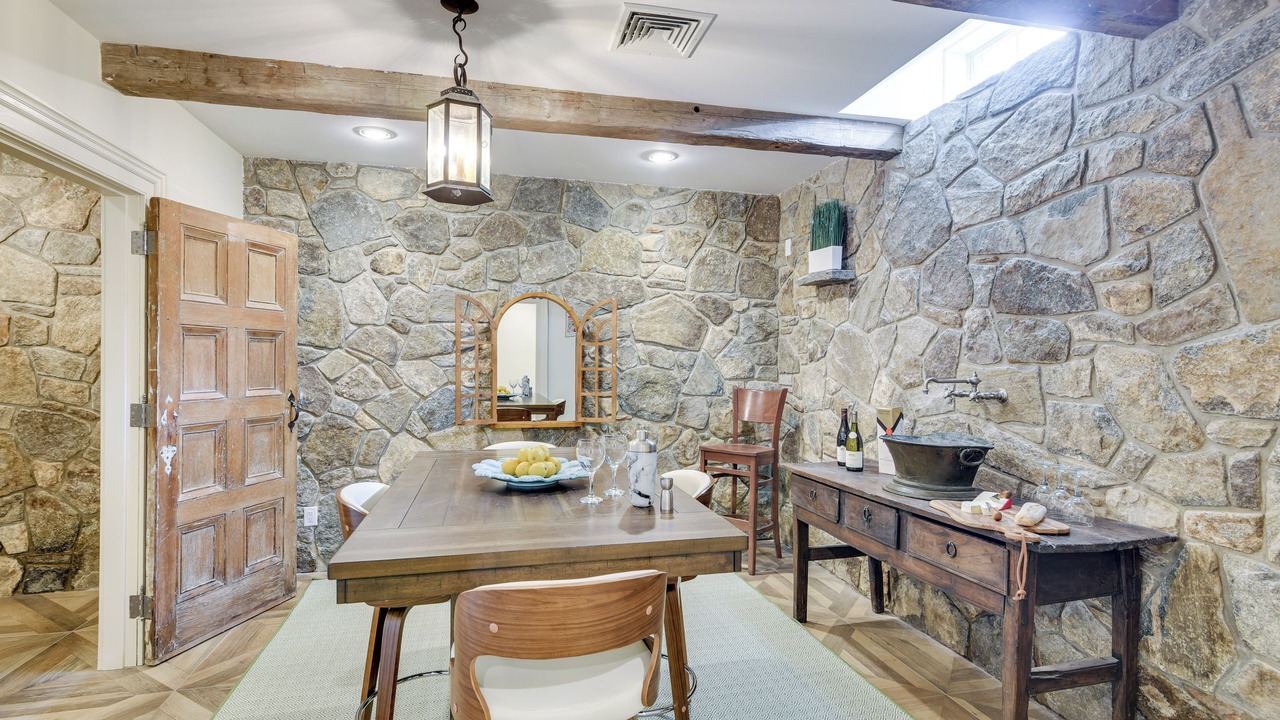 Photo of Bedroom in Stonington