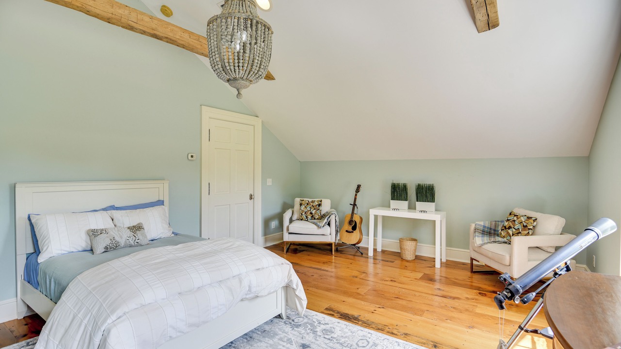 Photo of Bedroom in Stonington