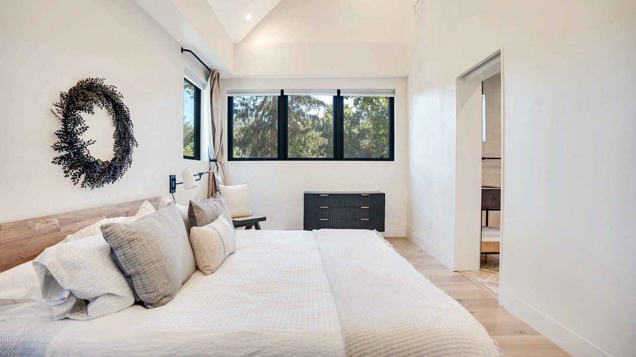Photo of Bedroom in Northwest Harbor