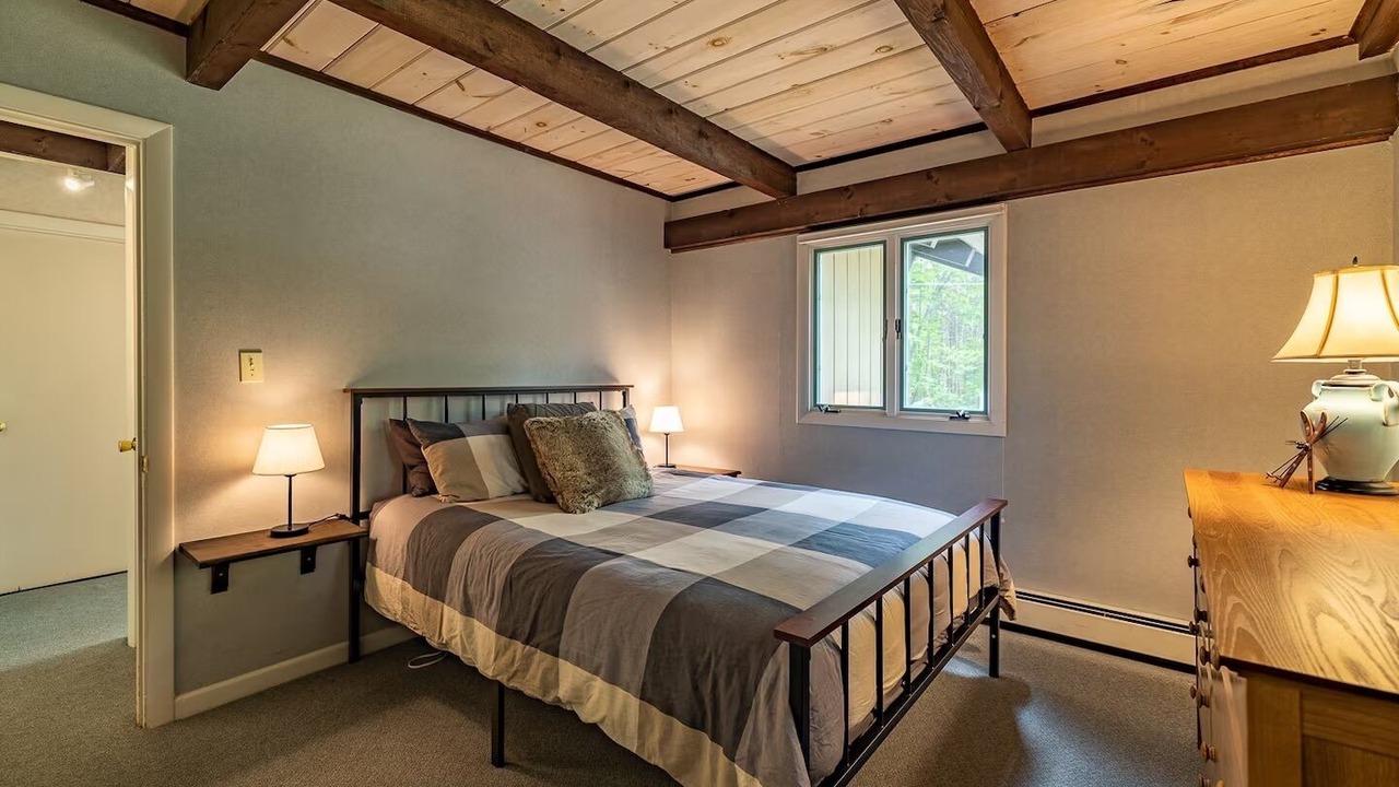 Photo of Bedroom in Jackson