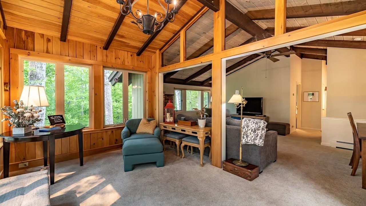 Photo of Livingroom in Jackson