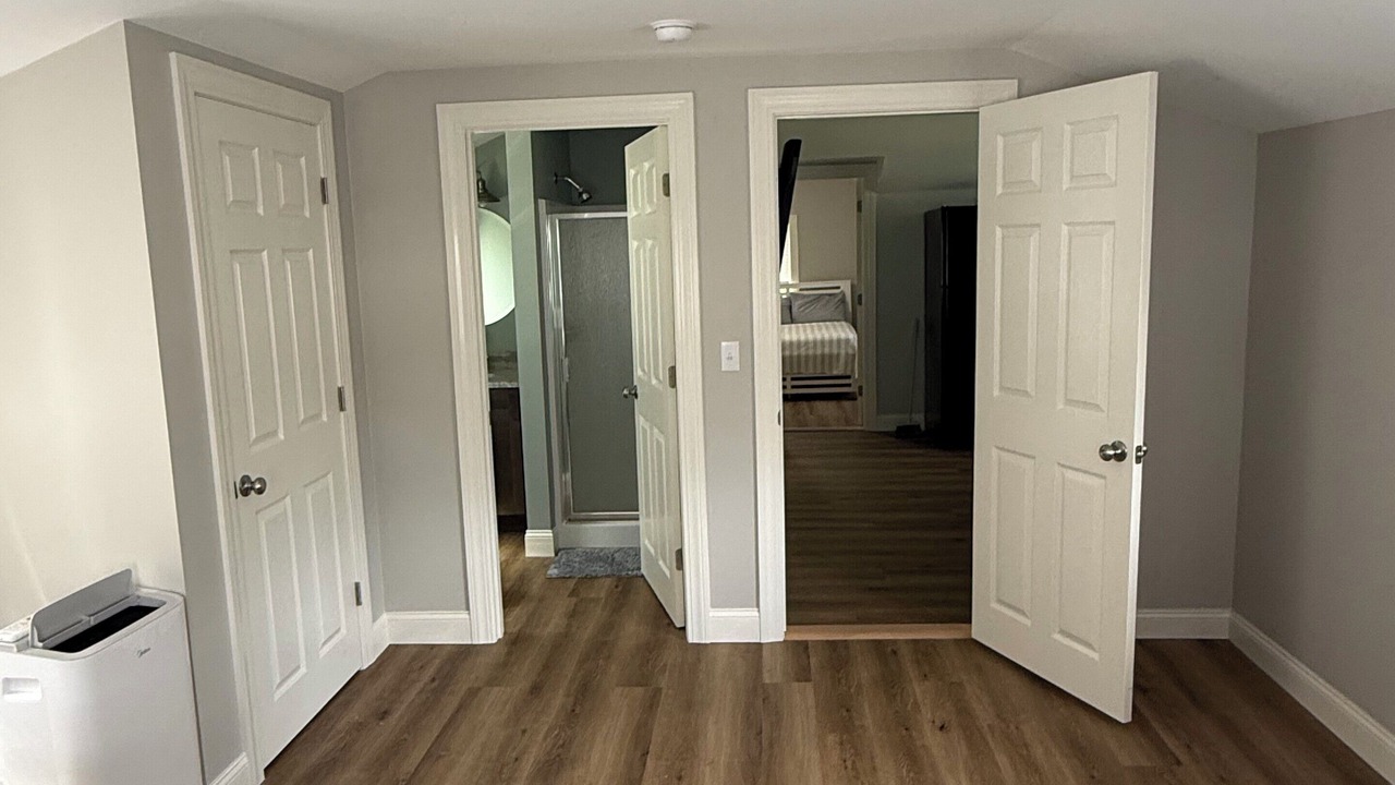Photo of Bedroom in Alton
