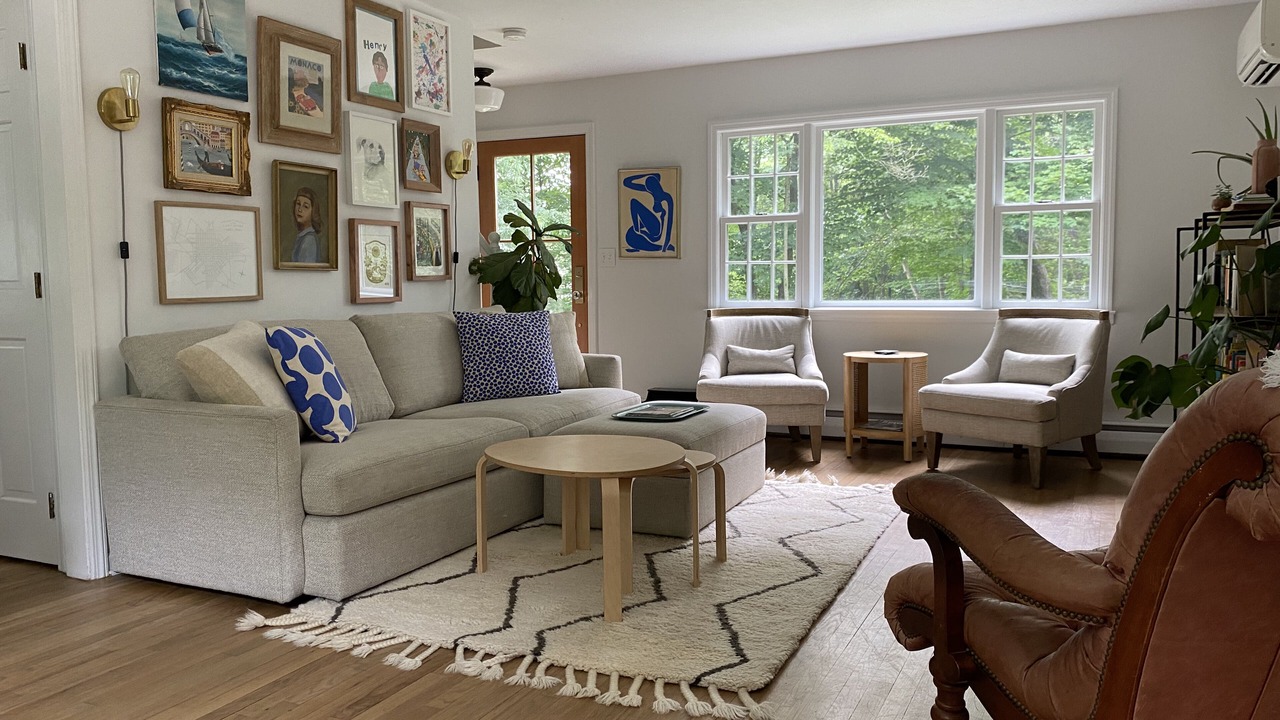 Photo of Livingroom in Norwalk