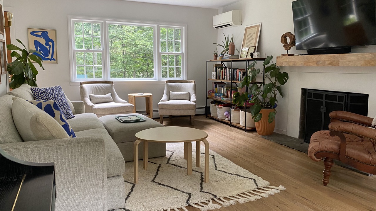Photo of Livingroom in Norwalk