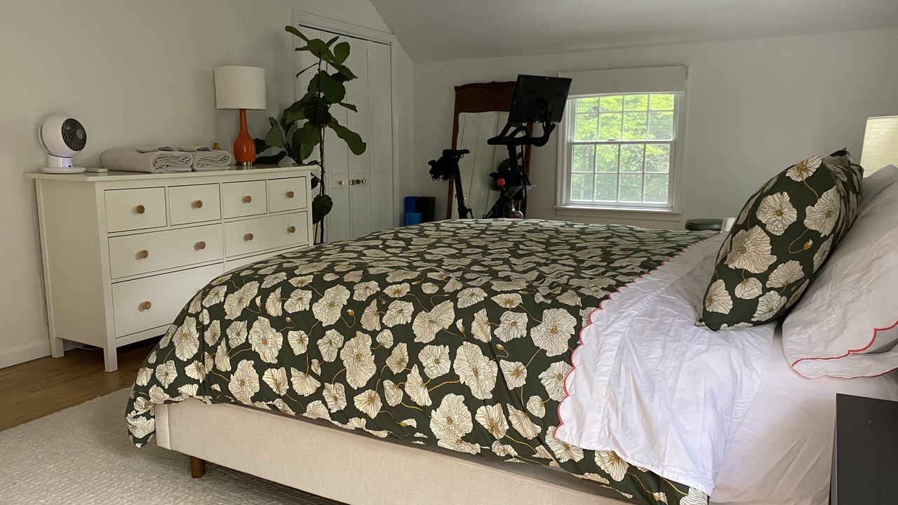 Photo of Bedroom in Norwalk