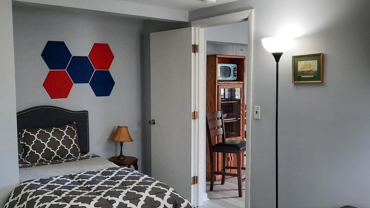 Photo of Bedroom in Matunuck
