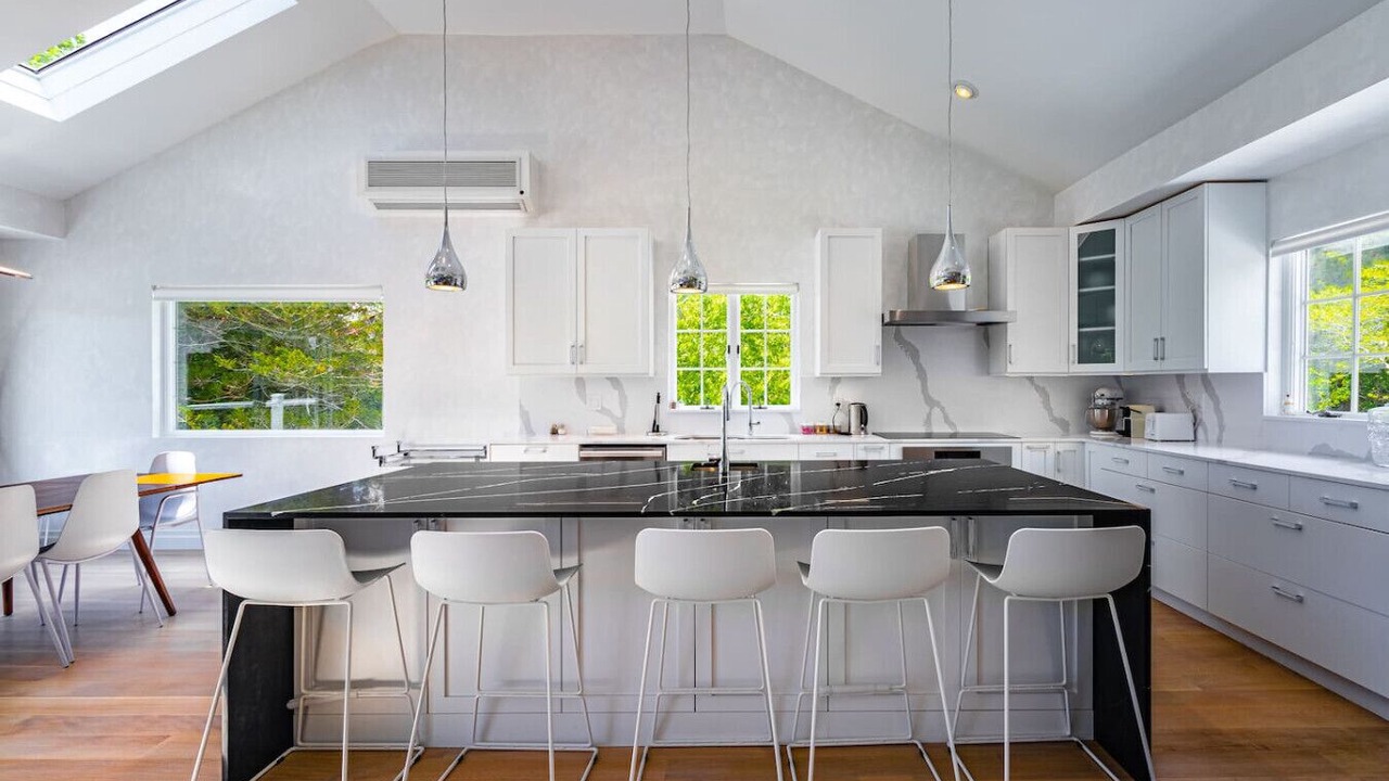 Photo of Kitchen in Shinnecock Hills