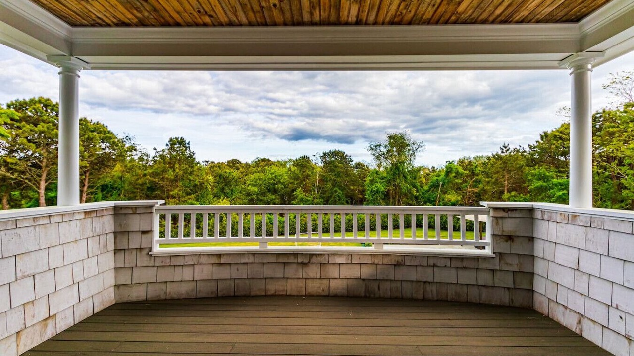 Photo of Patio Balcony in Shinnecock Hills