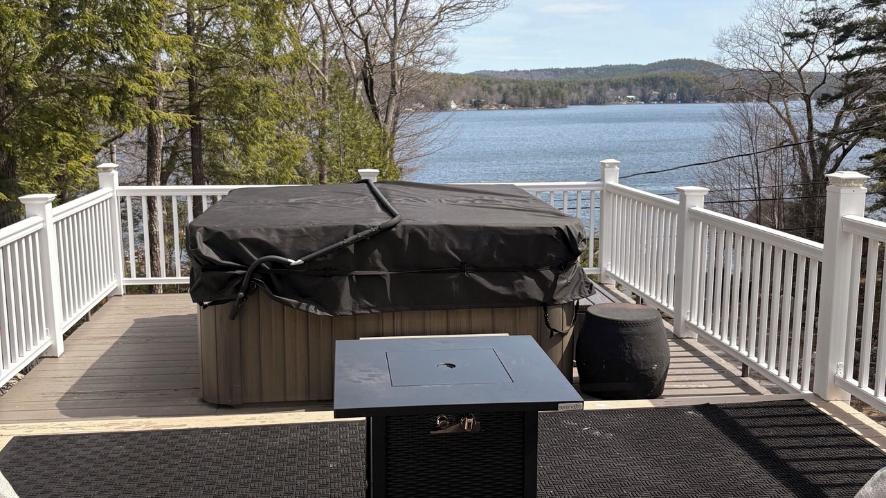 Photo of Patio Balcony in Alton Bay
