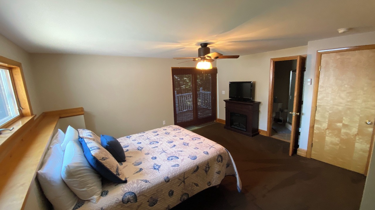 Photo of Bedroom in Alton Bay