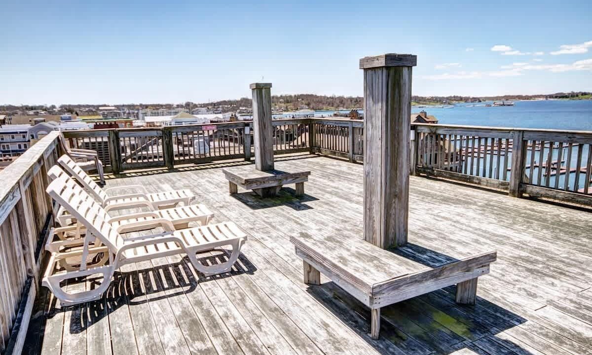 Photo of Patio Balcony in Yachting Village