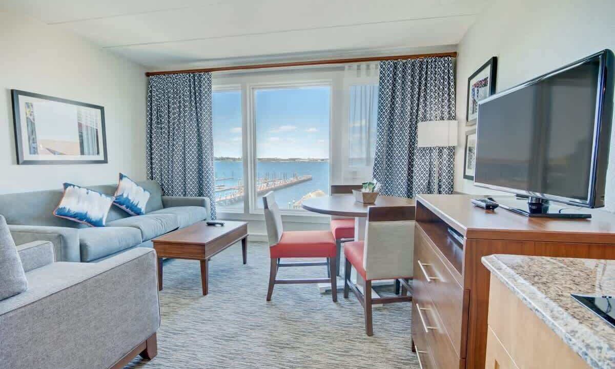 Photo of Livingroom in Yachting Village