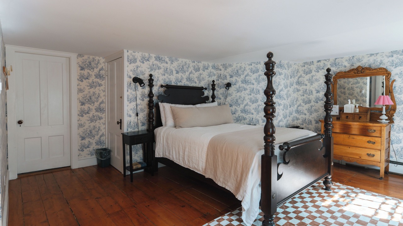 Photo of Bedroom in Harpswell Center