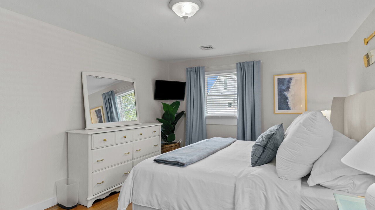 Photo of Bedroom in Newport East