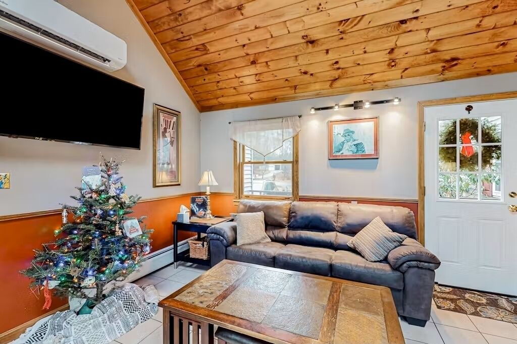 Photo of Livingroom in Durham