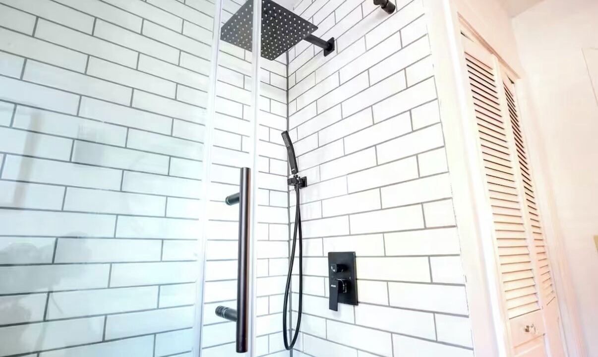 Photo of Bathroom in East Shore