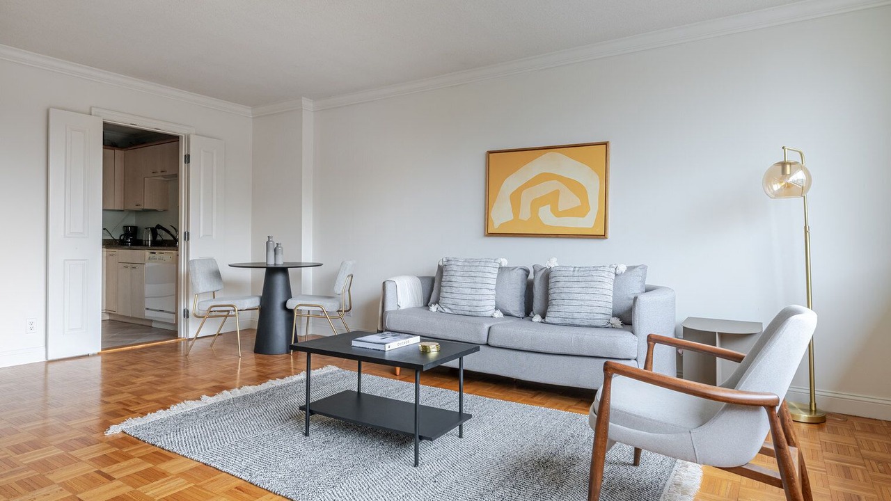 Photo of Livingroom in Fenway–Kenmore