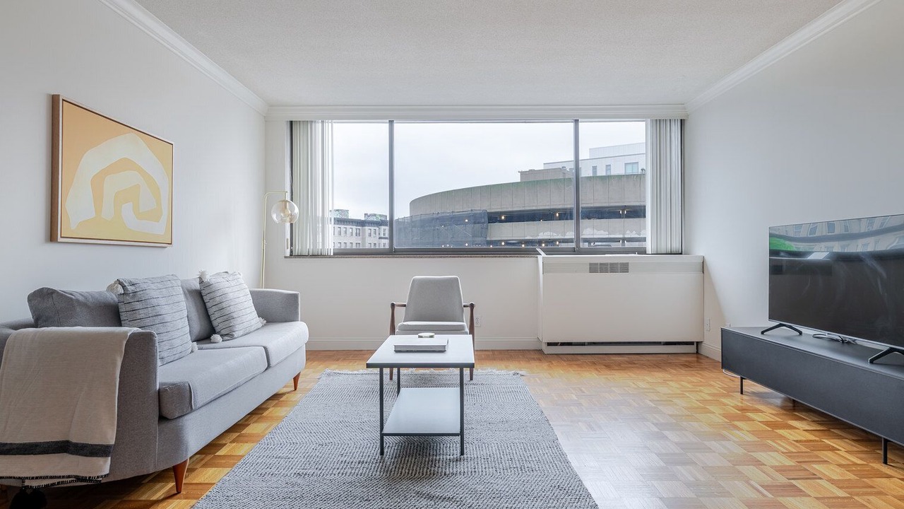 Photo of Livingroom in Fenway–Kenmore