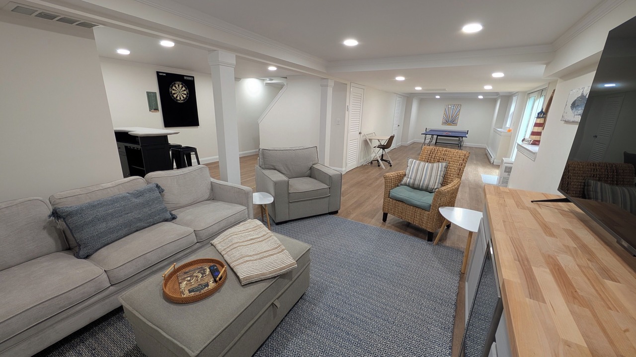 Photo of Livingroom in Cotuit
