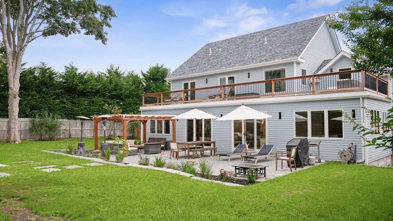 Photo of Others in East Hampton North