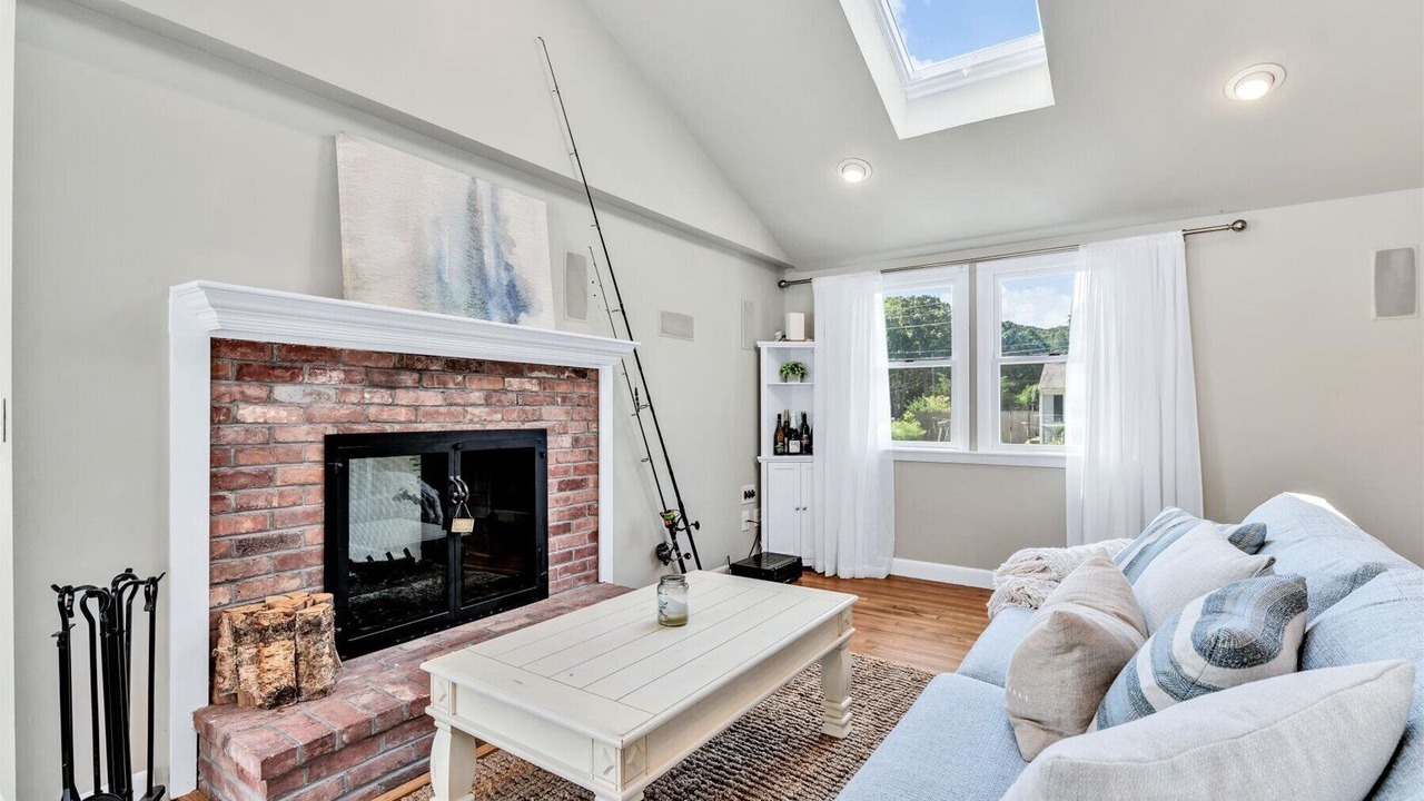 Photo of Livingroom in Hyannis