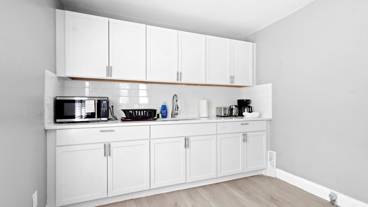 Photo of Kitchen in Downtown Niagara Falls