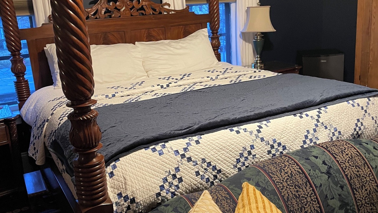 Photo of Bedroom in Canandaigua