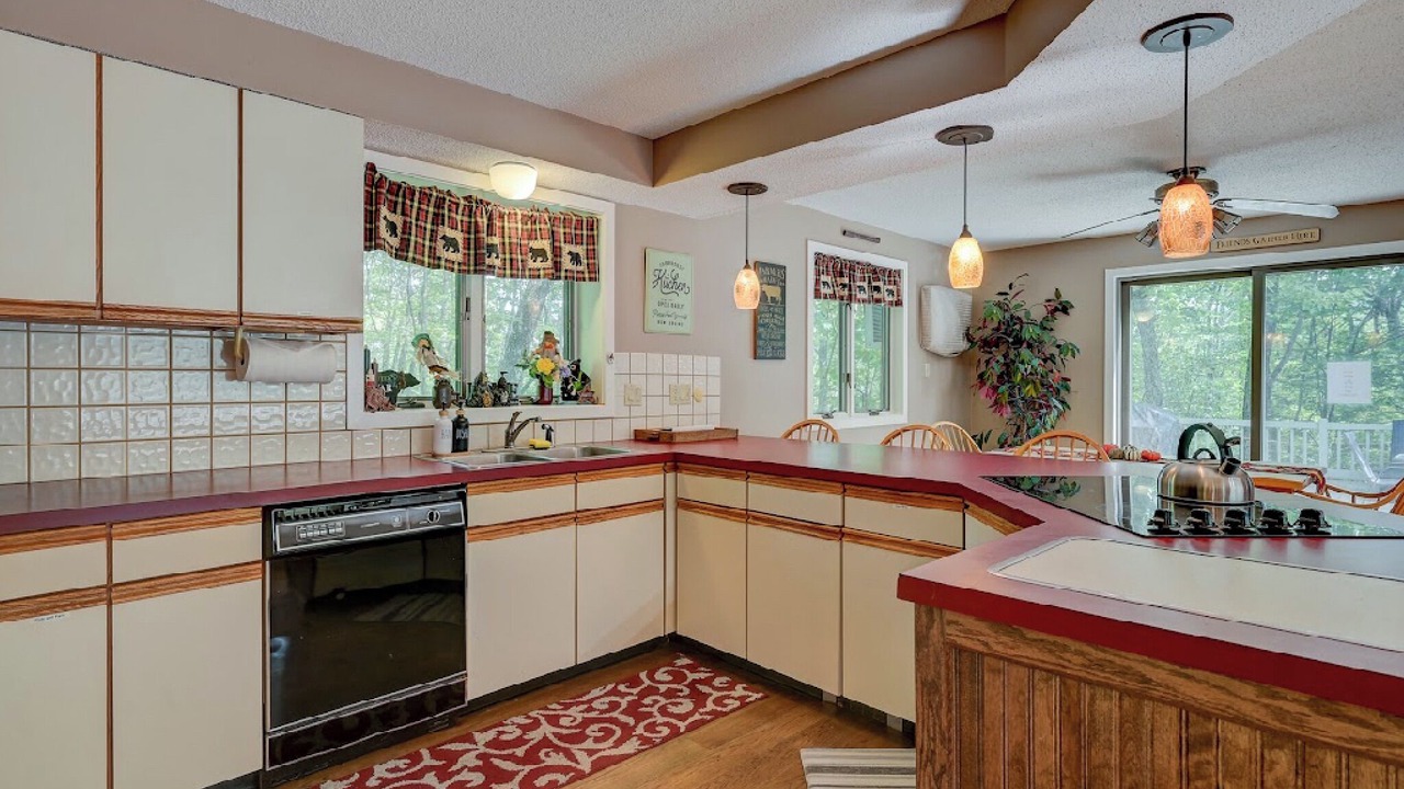 Photo of Kitchen in Eidelweiss Village