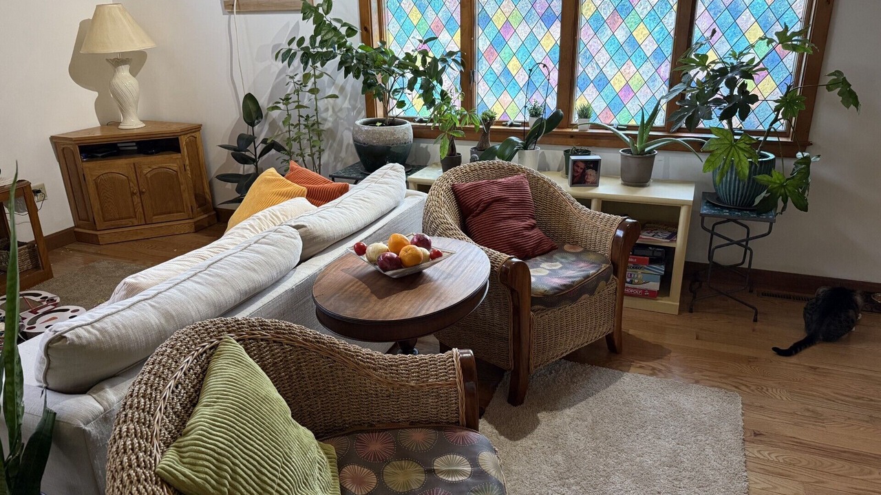 Photo of Livingroom in East Falmouth