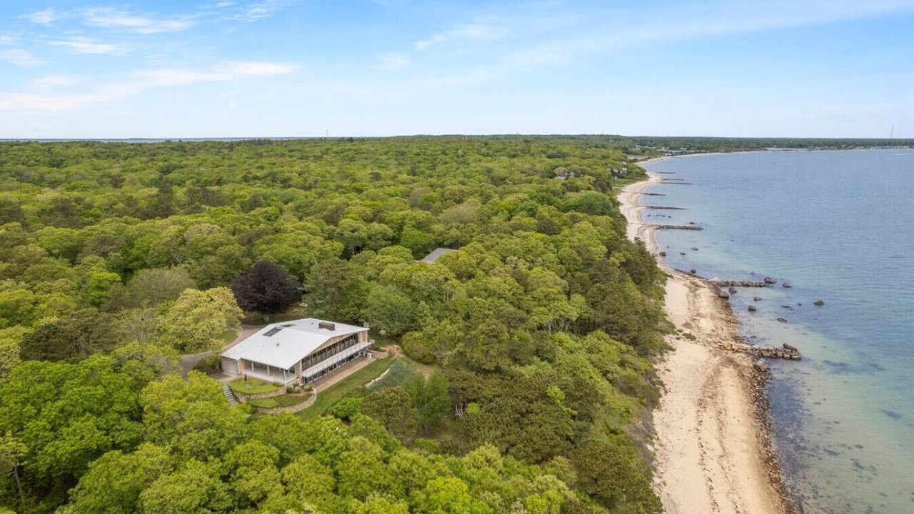 Photo of Outdoor in Woods Hole