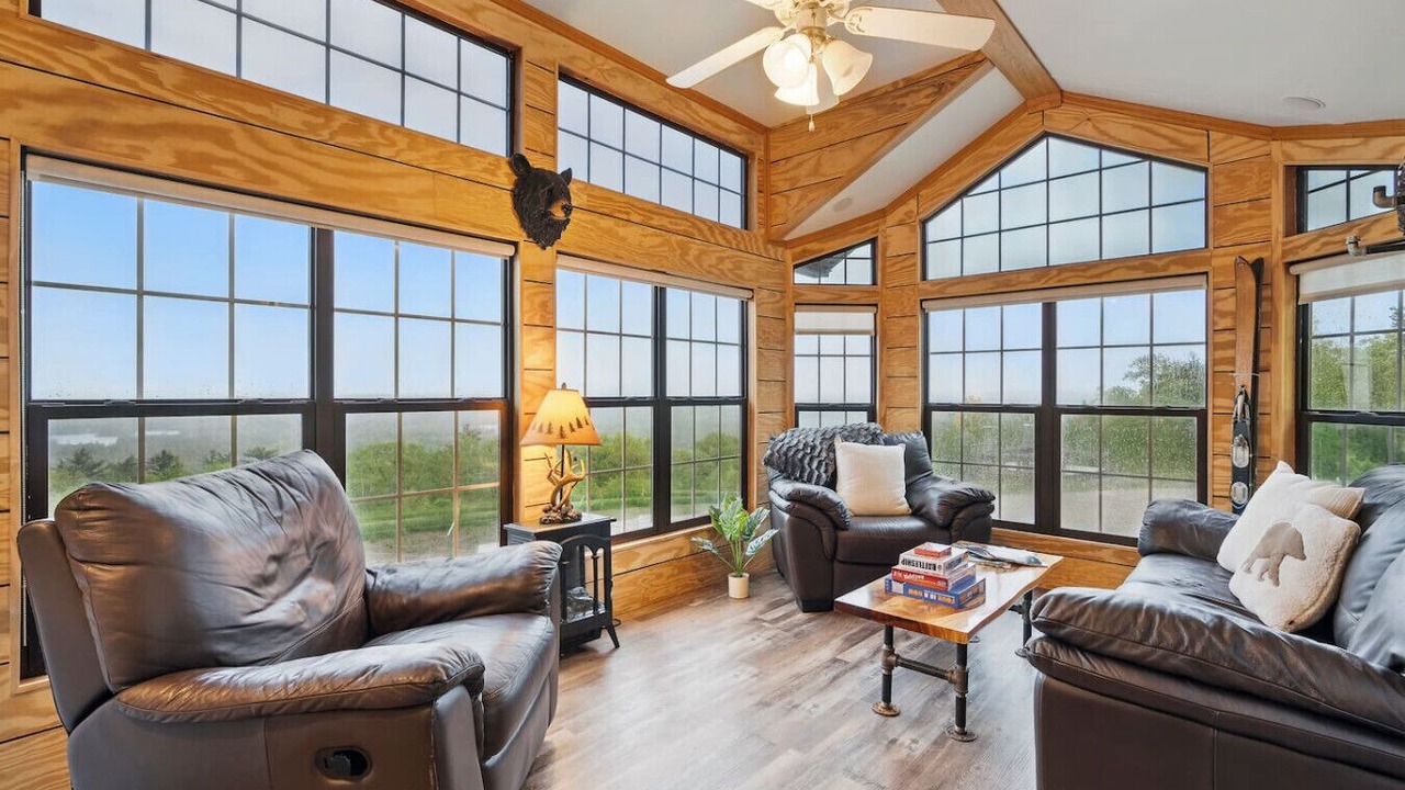 Photo of Bedroom in Moultonborough