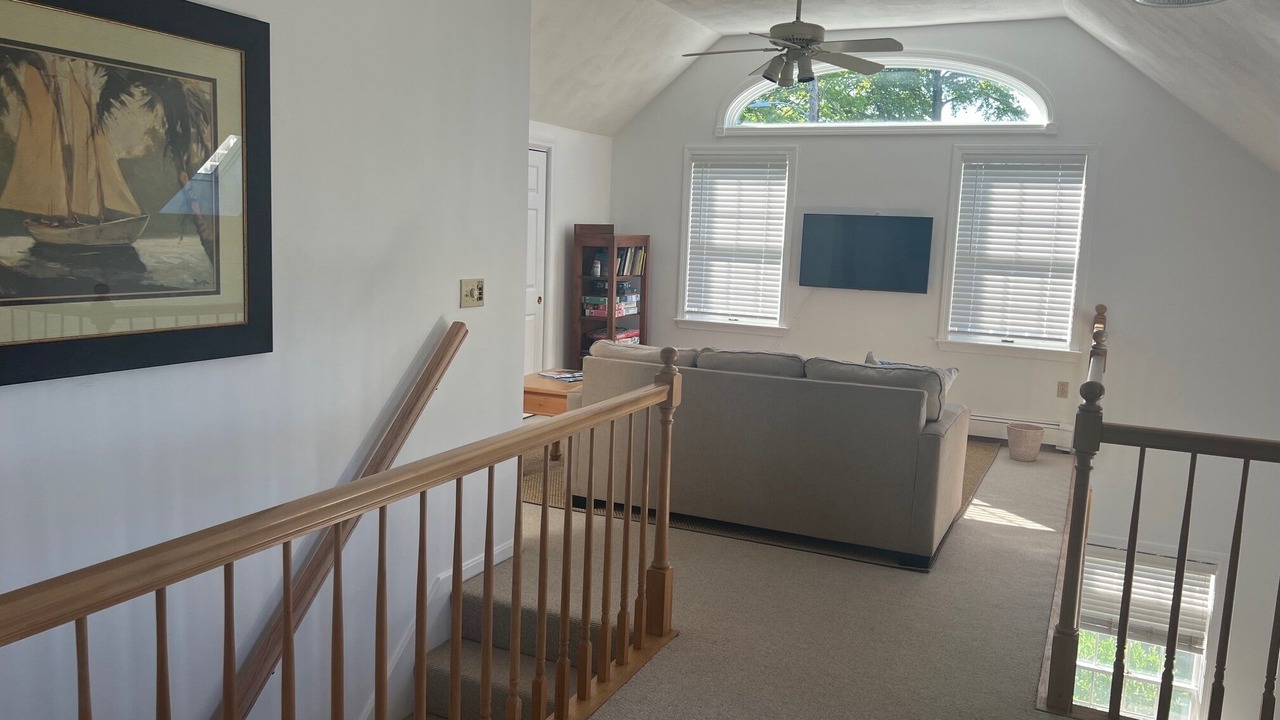 Photo of Livingroom in Marblehead