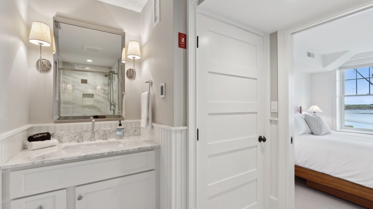 Photo of Bathroom in Ogunquit