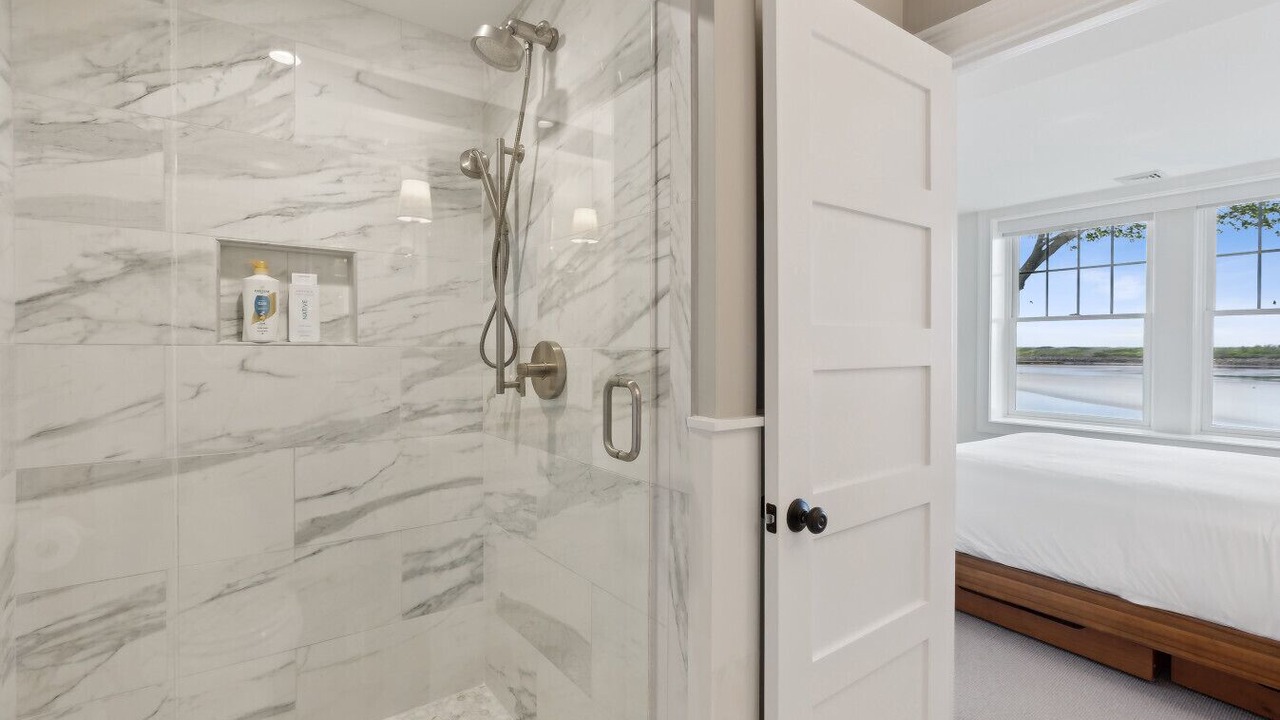 Photo of Bathroom in Ogunquit