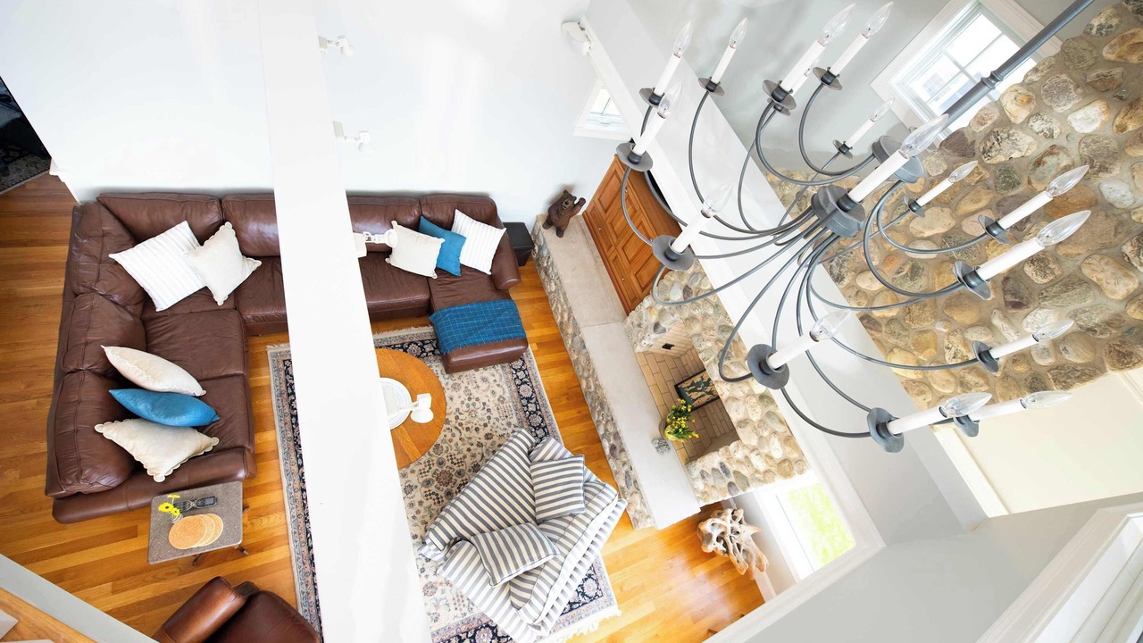 Photo of Livingroom in Easton's Point
