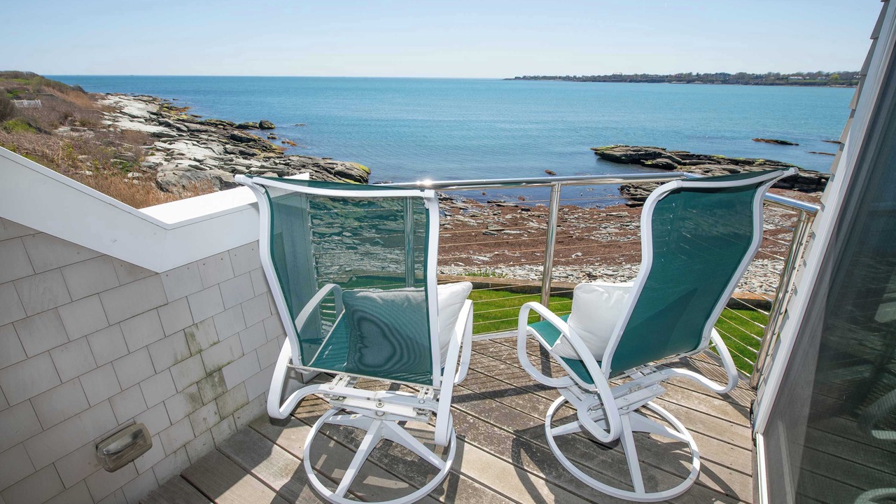 Photo of Patio Balcony in Easton's Point