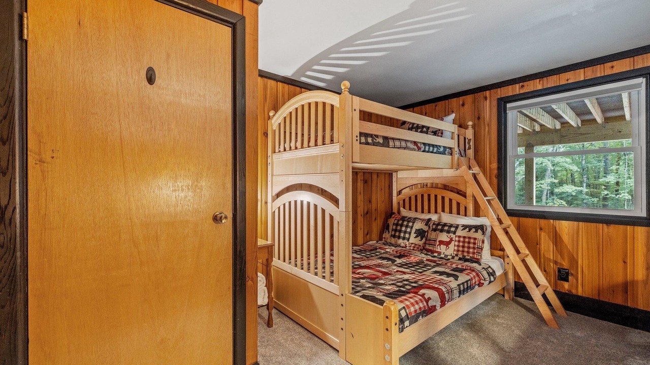 Photo of Bedroom in Thornton