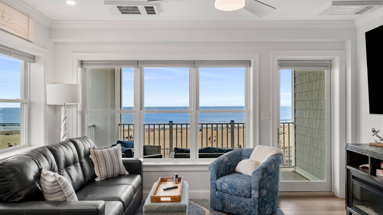 Photo of Livingroom in Hampton