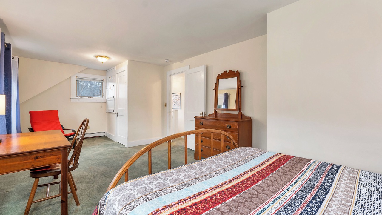 Photo of Bedroom in Melvin Village