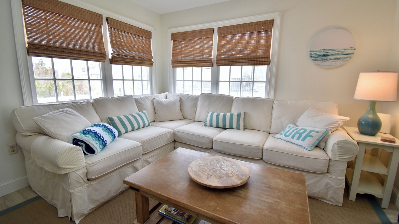 Photo of Livingroom in Misquamicut