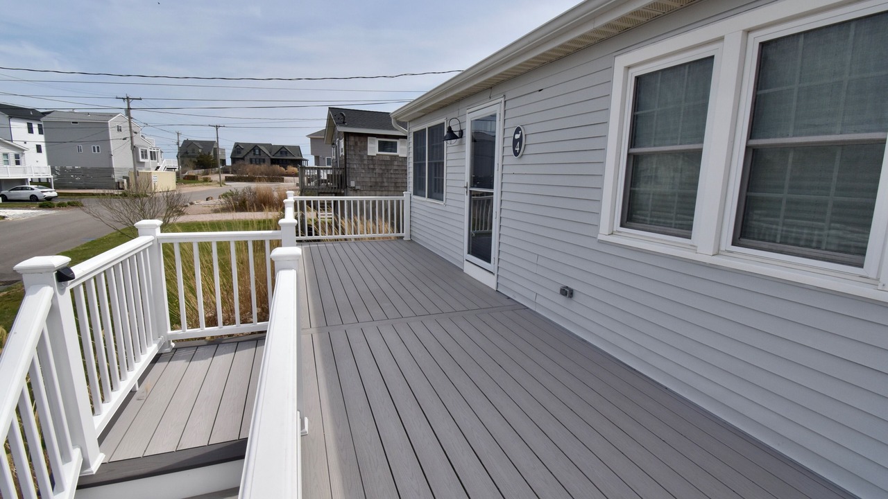 Photo of Patio Balcony in Misquamicut