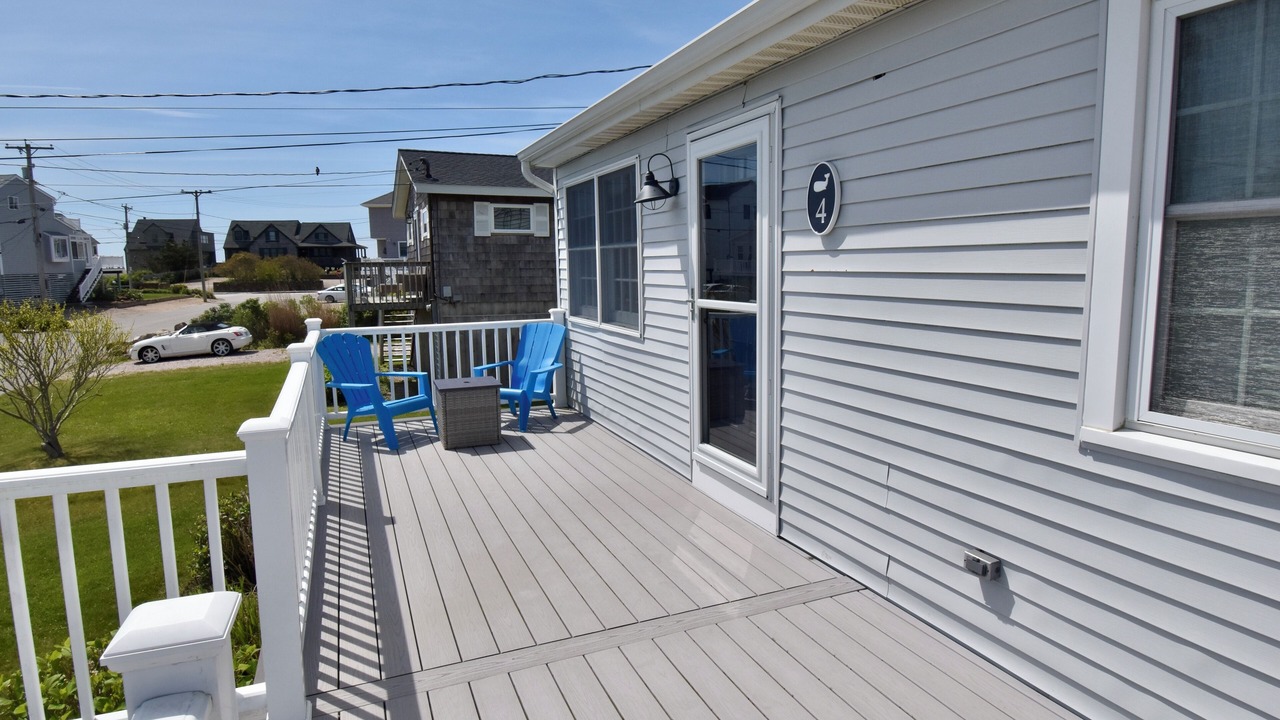 Photo of Patio Balcony in Misquamicut