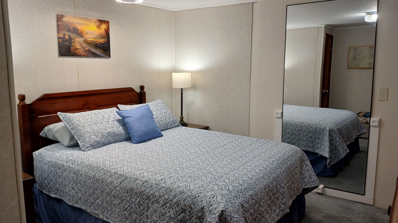 Photo of Bedroom in Ouaquaga