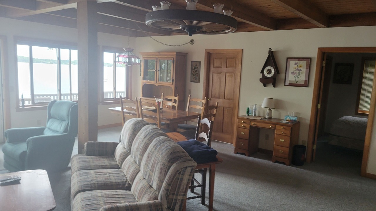Photo of Livingroom in Moriah Center